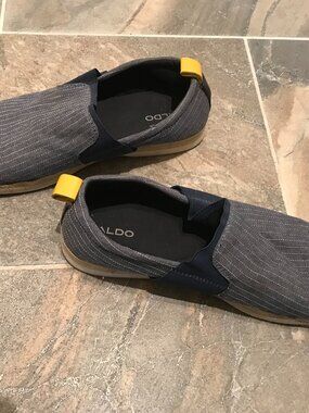 Aldo brand men's sneakers (Size 9.5)
